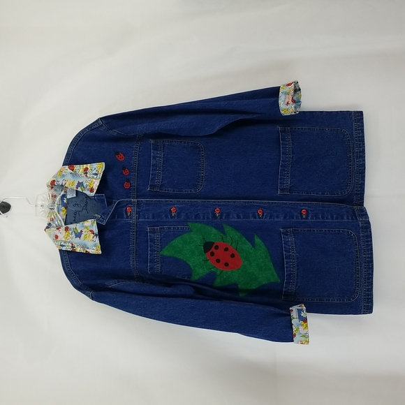 LACEY J DESIGNS Custom Upcycled Embroidered Ladybug Jean Jacket - Large Pockets - Picture 2 of 11